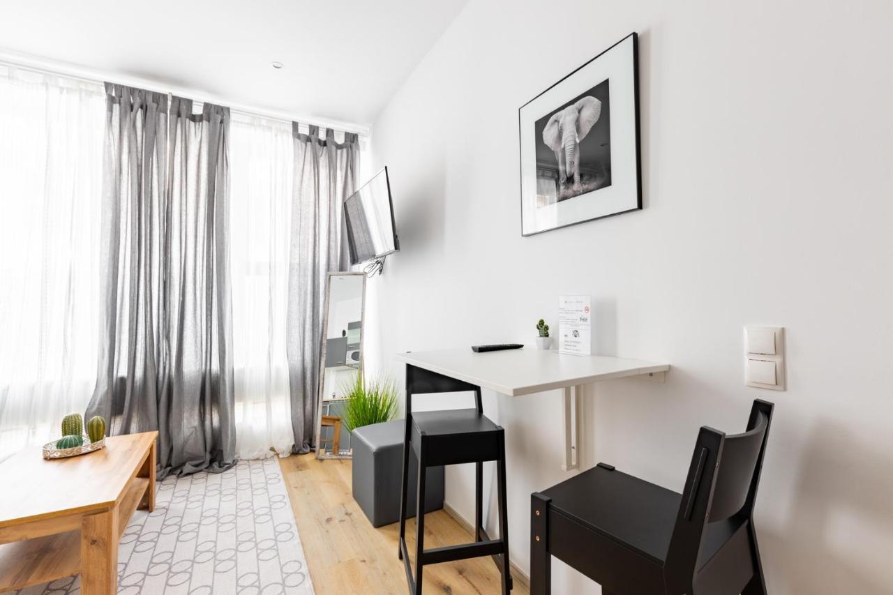 Budget Rooms West With Shared Kitchen فيينا المظهر الخارجي الصورة