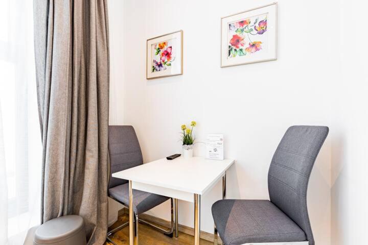 Budget Rooms West With Shared Kitchen فيينا المظهر الخارجي الصورة