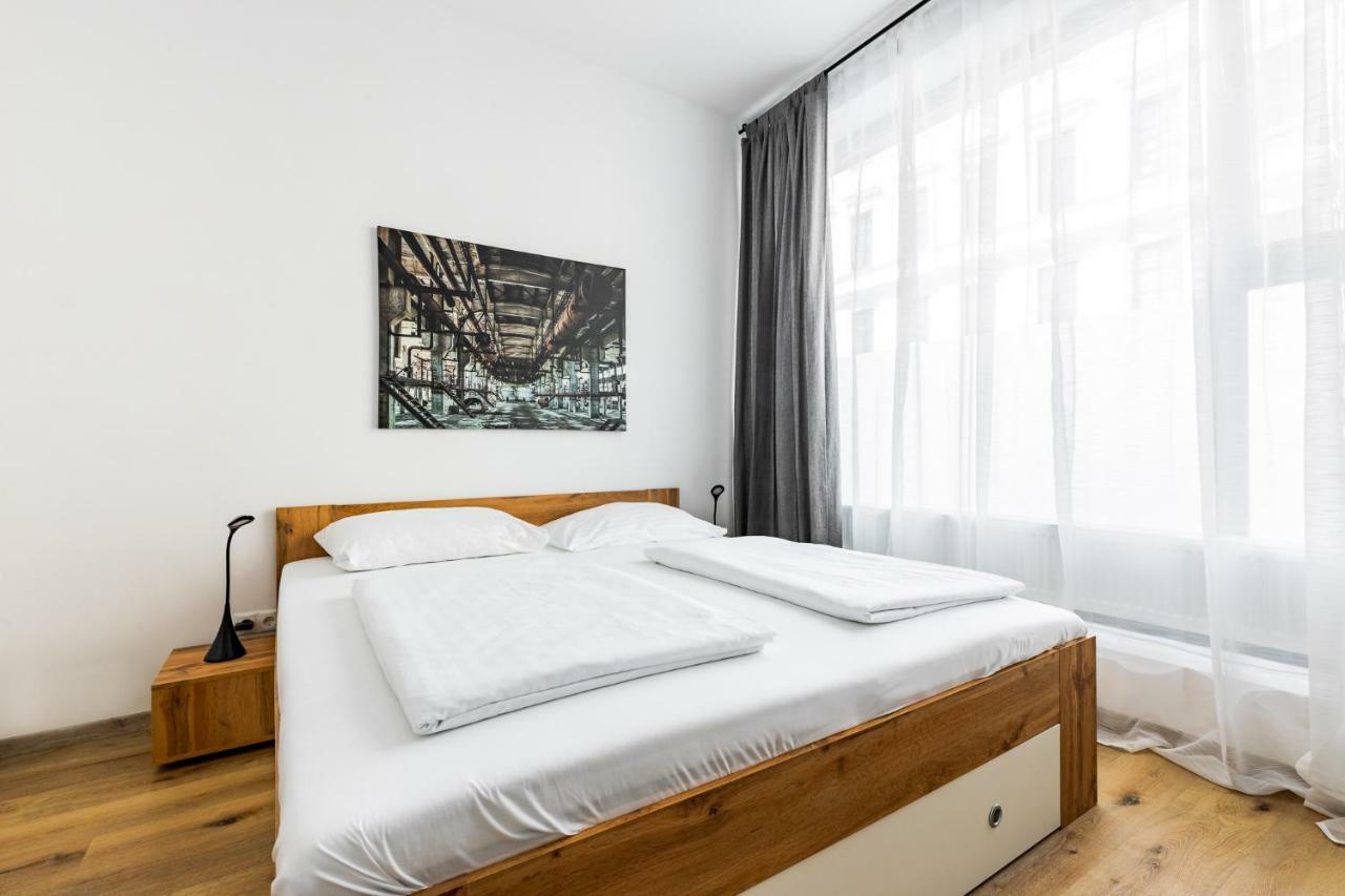 Budget Rooms West With Shared Kitchen فيينا المظهر الخارجي الصورة