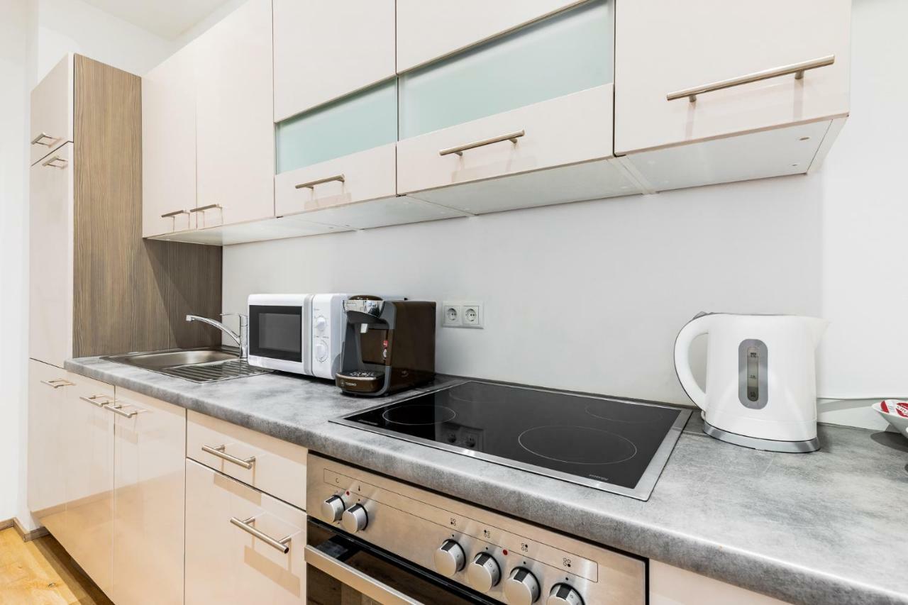 Budget Rooms West With Shared Kitchen فيينا المظهر الخارجي الصورة