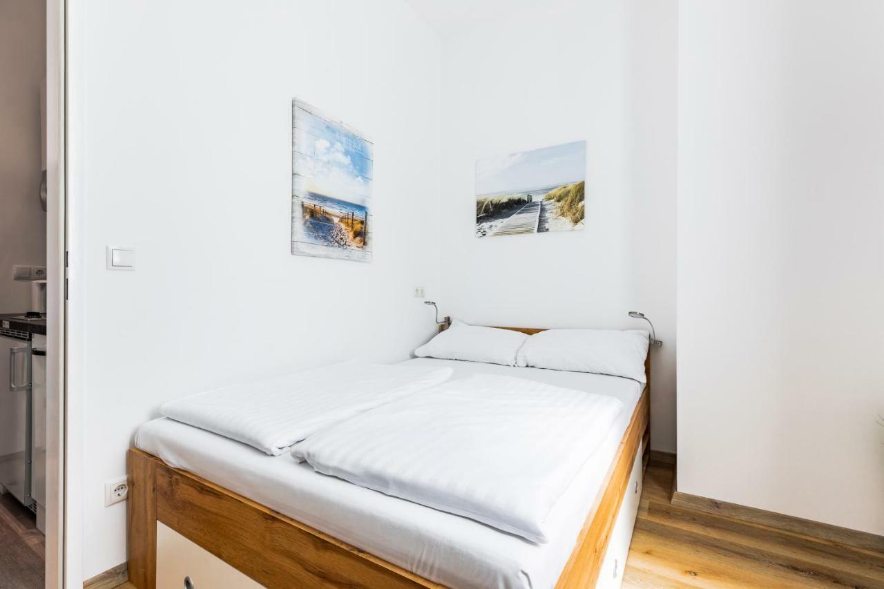 Budget Rooms West With Shared Kitchen فيينا المظهر الخارجي الصورة