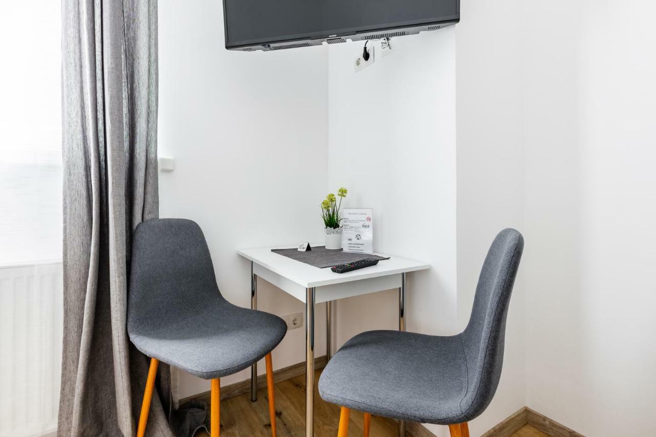 Budget Rooms West With Shared Kitchen فيينا المظهر الخارجي الصورة
